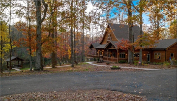 Sanders Ridge Vineyard, Winery &amp; Restaurant
